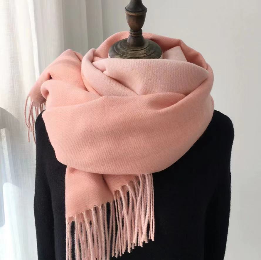 Two-Tone Tassel Scarf 8