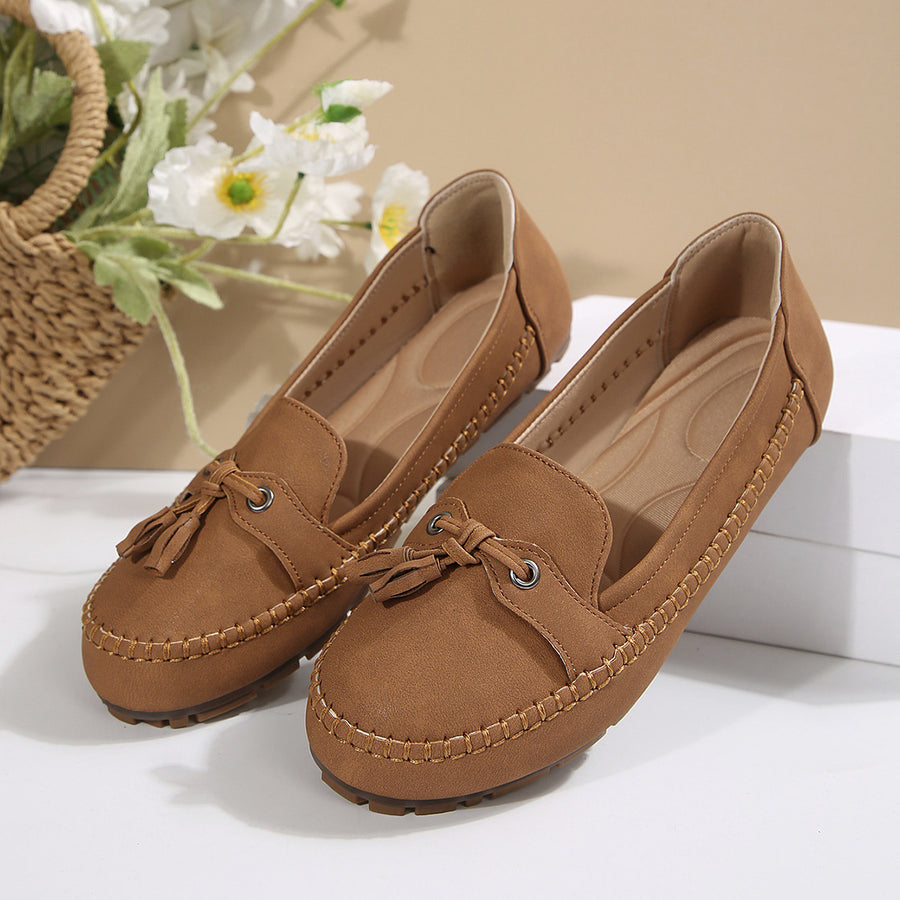 Brown tassel loafer, pair