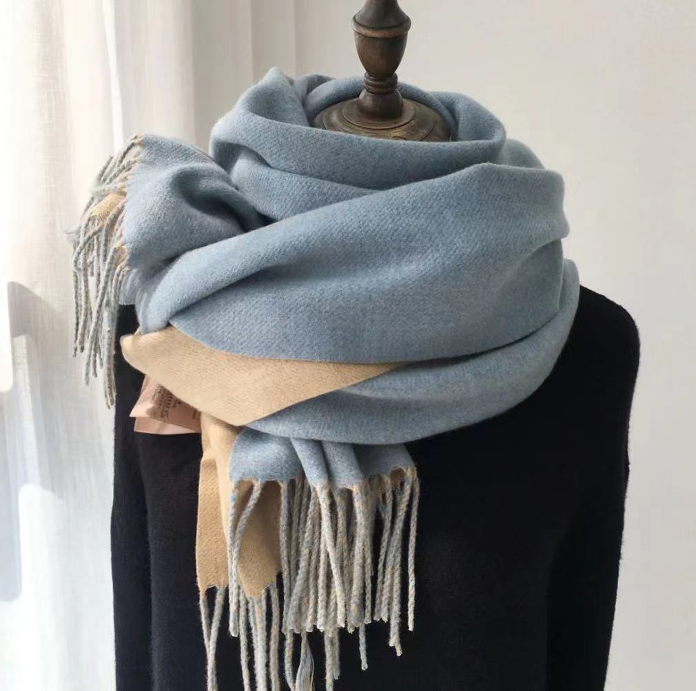 Two-Tone Tassel Scarf 6